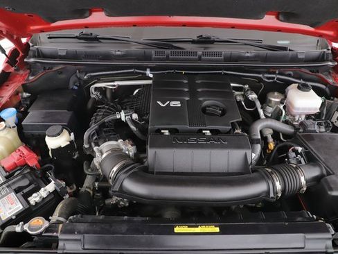 Used 2022 Nissan Frontier PRO-4X w/ Pro-4X Premium Package image 15