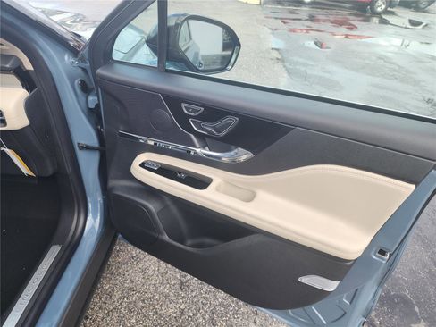 New 2026 Lincoln Corsair Premiere image 23