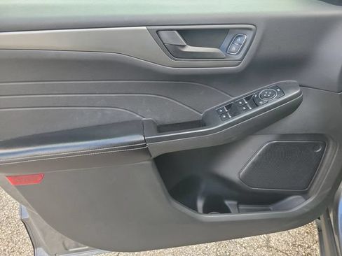 Used 2023 Ford Escape Active w/ Tech Pack #1 FWD image 16