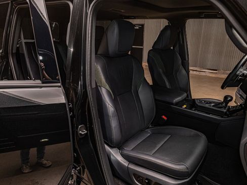 Used 2025 Lexus GX 550 AWD/4WD image 28