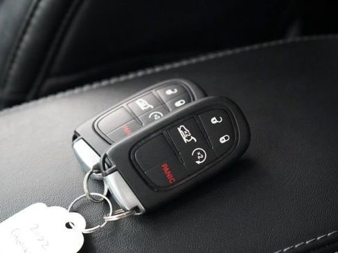 Used 2022 Jeep Cherokee Latitude Lux image 38