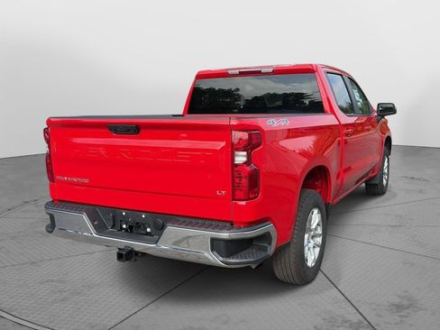 Used 2024 Chevrolet Silverado 1500 LT AWD/4WD image 6