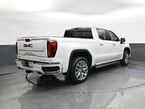 Used 2024 GMC Sierra 1500 Denali w/ Denali Reserve Package AWD/4WD image 5
