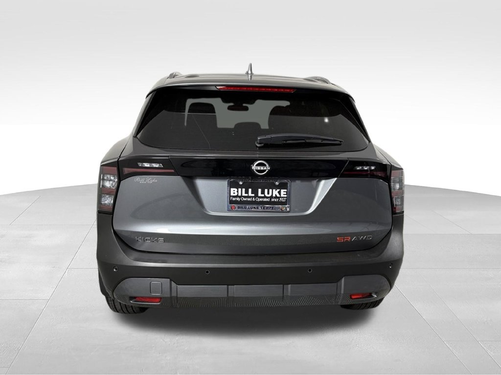 Used 2025 Nissan Kicks SR AWD/4WD image 9