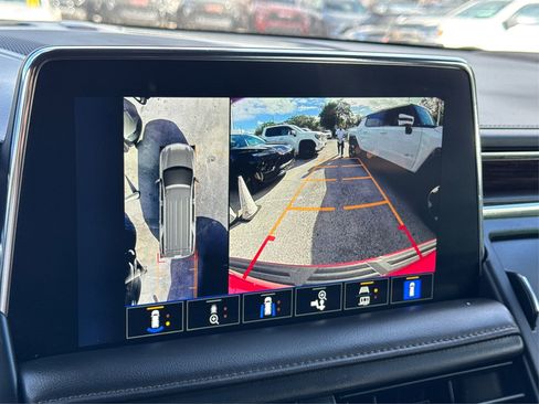 Used 2023 Chevrolet Tahoe High Country image 29