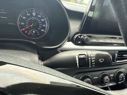 Used 2023 Kia Forte LXS w/ LXS Technology Package FWD image 29