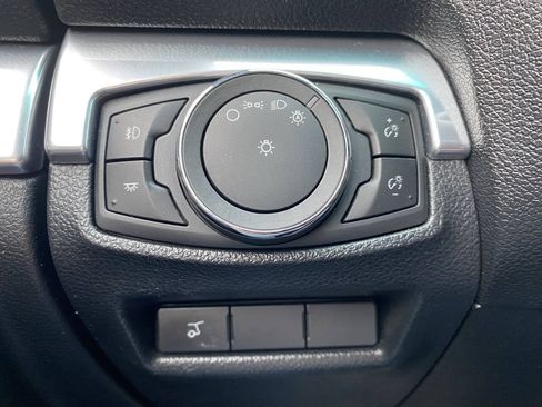 Used 2016 Ford Explorer Limited w/ Equipment Group 301A AWD/4WD image 34
