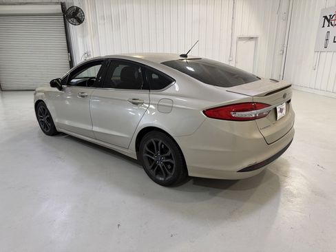 Used 2018 Ford Fusion S w/ Equipment Group 101A FWD image 3