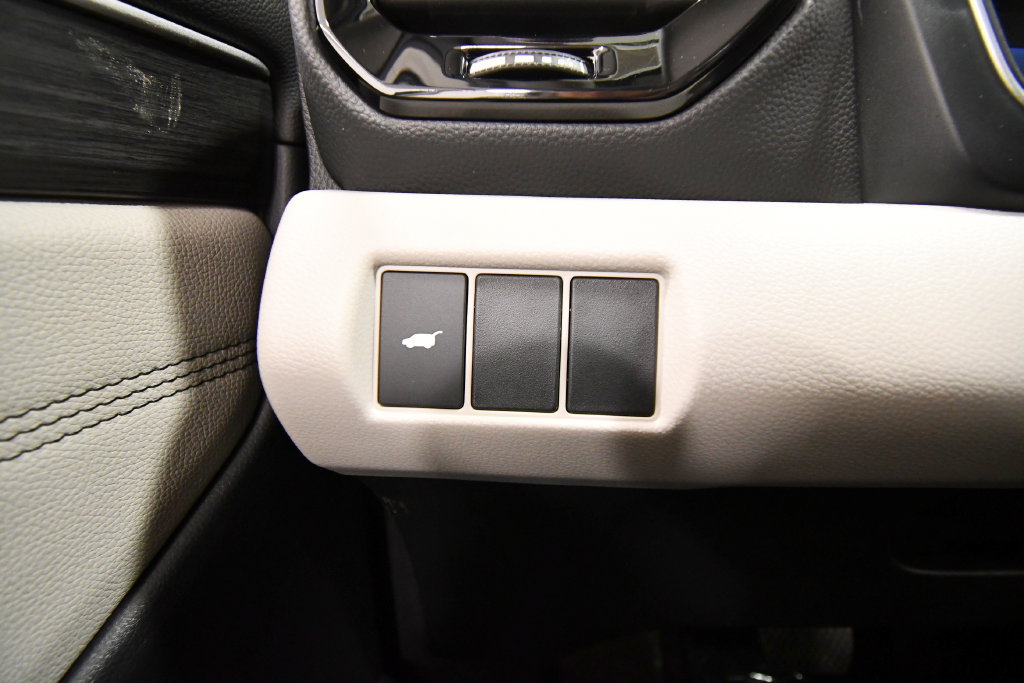New 2026 Honda Pilot Touring image 14
