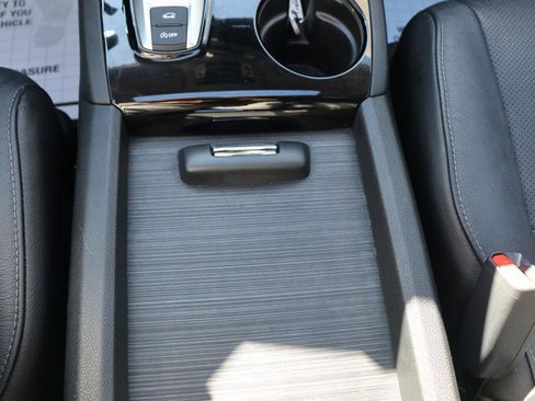 Used 2016 Honda Pilot Touring image 35