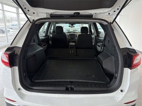 Used 2018 Chevrolet Equinox LS image 16