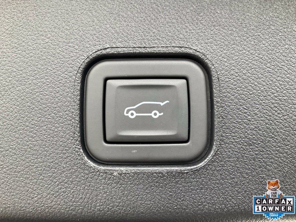 Used 2024 Cadillac Lyriq Luxury AWD/4WD image 10
