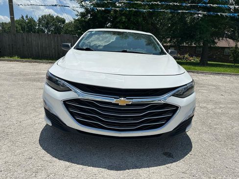 Used 2023 Chevrolet Malibu LS FWD image 13