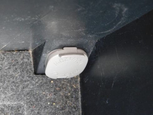 Used 2007 Toyota Matrix XR image 12