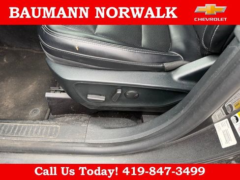 Used 2020 Ford Escape SEL FWD image 24