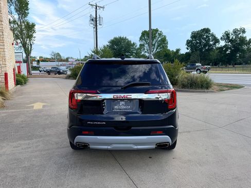 Used 2021 GMC Acadia SLT w/ Trailering Package FWD image 4