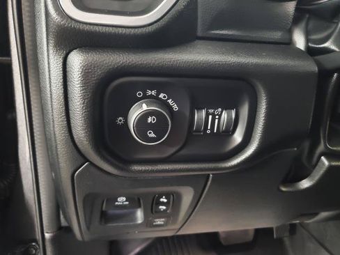 Used 2022 RAM 1500 Laramie AWD/4WD image 20