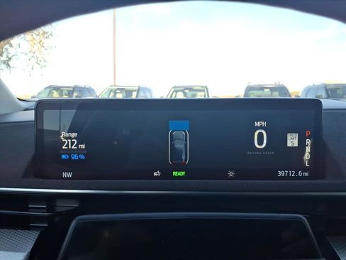 Used 2023 Ford Mustang Mach-E Select image 25