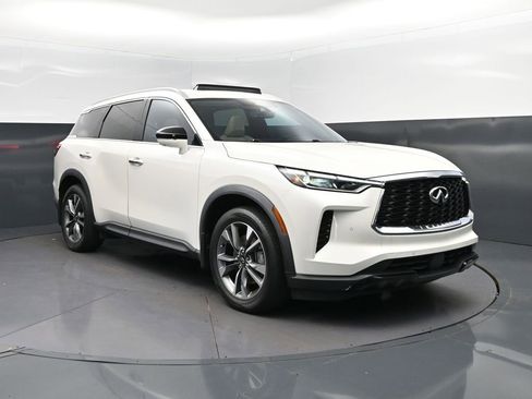 Certified 2023 INFINITI QX60 Luxe w/ Performance Audio Package AWD/4WD image 9