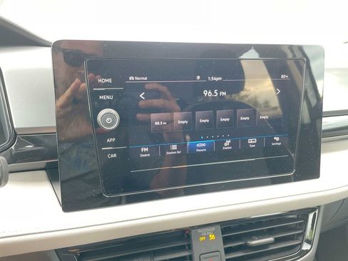 New 2025 Volkswagen Taos S image 41