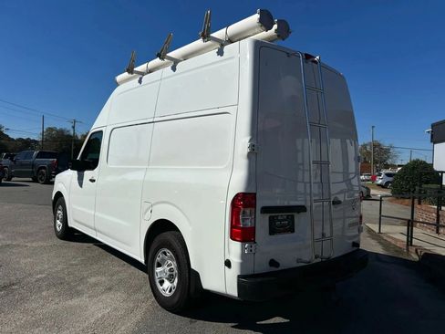 Used 2018 Nissan NV 3500 SV w/ Navigation Package image 9