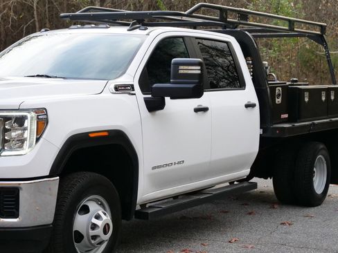 Used 2021 GMC Sierra 3500 2WD Crew Cab w/ Convenience Package image 47