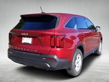 Certified 2022 Kia Sorento LX image 3