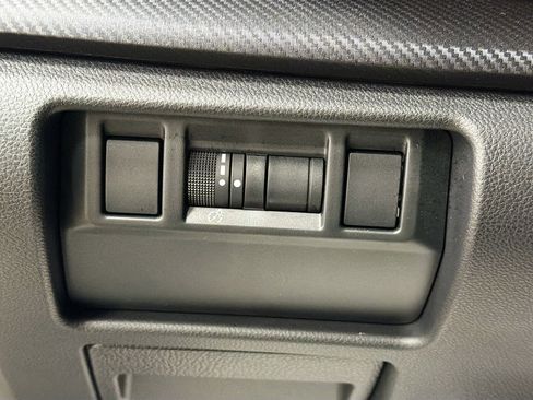 Certified 2025 Subaru Crosstrek 2.5i Limited w/ Popular Package #3A image 34