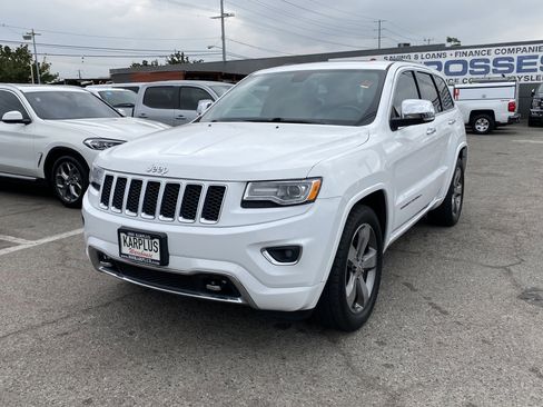 Used 2015 Jeep Grand Cherokee Overland image 2