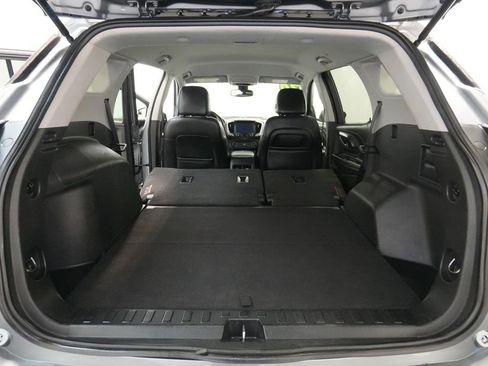 Used 2020 GMC Terrain SLT image 26