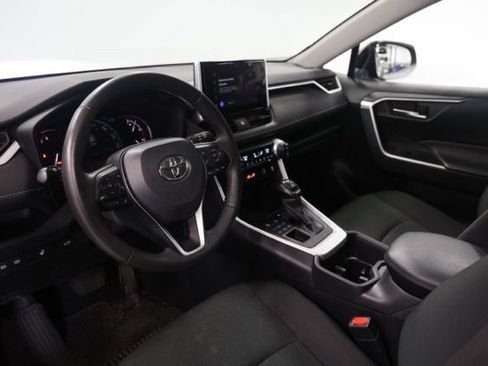 Used 2023 Toyota RAV4 XLE w/ Convenience Package AWD/4WD image 18