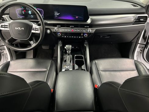 Used 2025 Kia Telluride S image 44