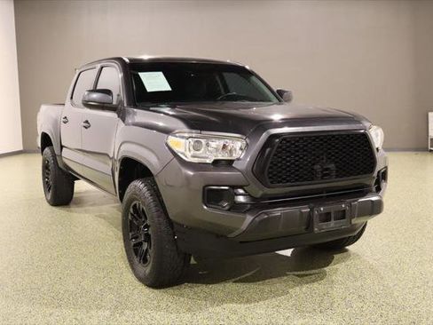 Used 2019 Toyota Tacoma SR w/ SR Convenience Package image 1
