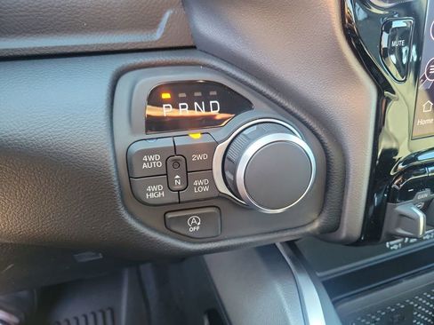 New 2026 RAM 1500 4x4 Crew Cab image 13