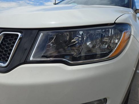 Used 2020 Jeep Compass Limited FWD image 9
