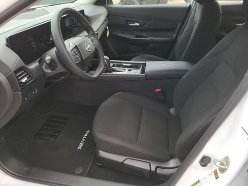 New 2027 Nissan Sentra S w/ Floor Mat Package FWD image 16