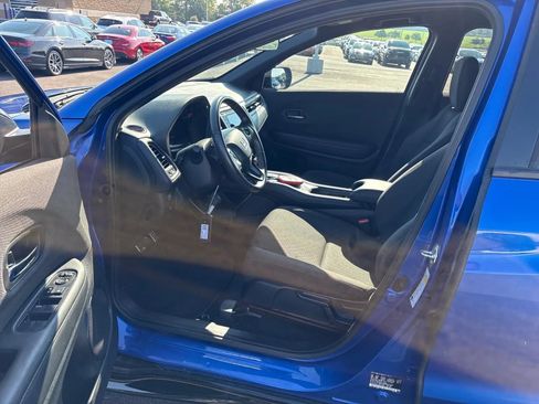 Used 2021 Honda HR-V Sport image 4