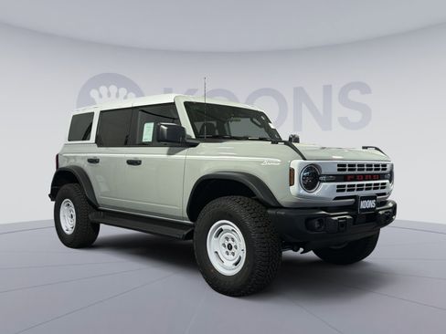 New 2026 Ford Bronco Heritage Edition AWD/4WD image 10
