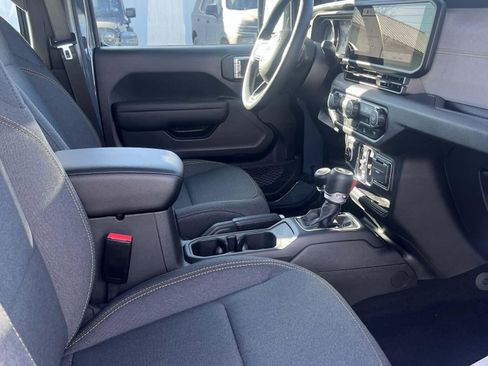 New 2026 Jeep Wrangler Unlimited Sport image 10
