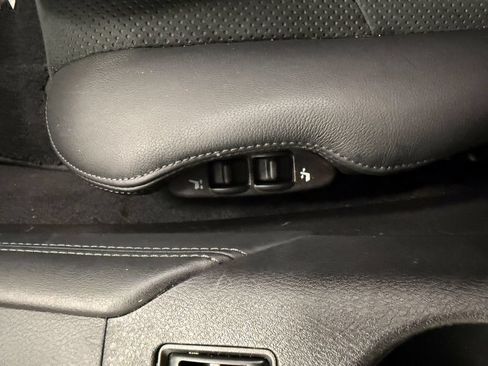 Used 2024 Nissan Z Performance w/ Floor Mat Package RWD image 15