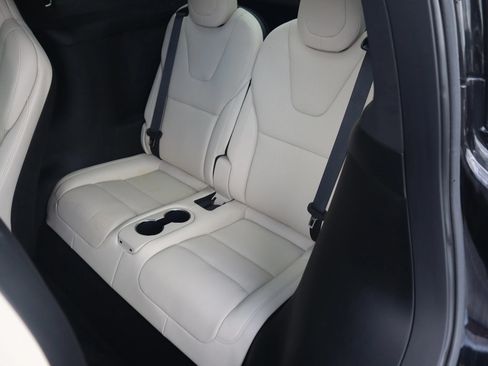 Used 2022 Tesla Model X Plaid AWD/4WD image 5