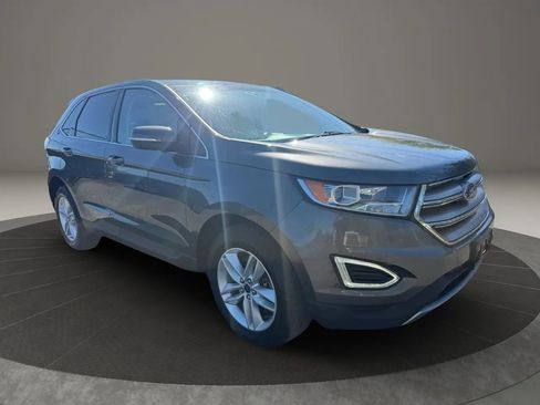 Used 2016 Ford Edge SEL w/ Equipment Group 201A AWD/4WD image 3
