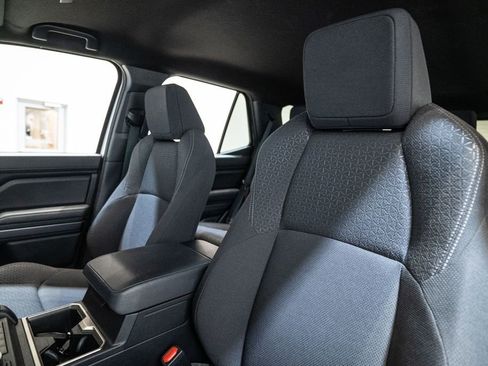 Used 2025 Toyota 4Runner SR5 image 14