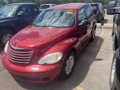 Used 2006 Chrysler PT Cruiser Touring FWD image 4
