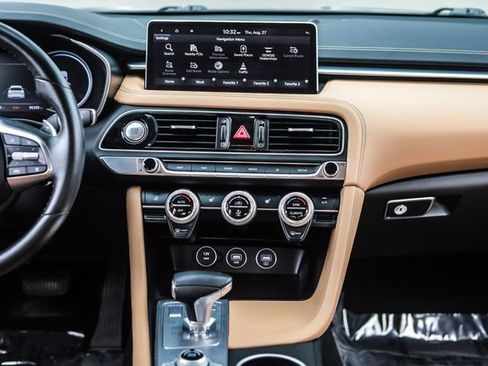 Used 2022 Genesis G70 3.3T AWD/4WD image 31