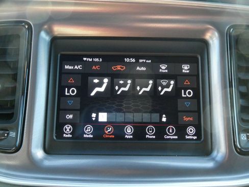 Used 2022 Dodge Challenger SXT image 27