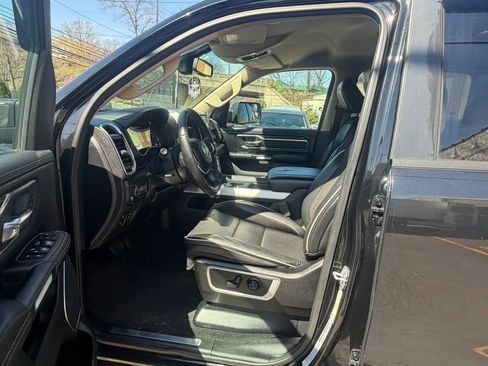 Used 2019 RAM 1500 Laramie image 10