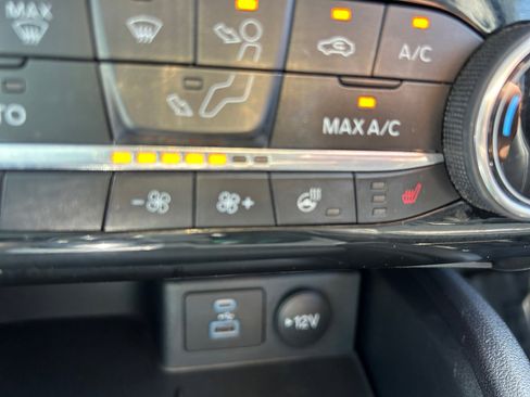 Used 2022 Ford Escape SEL FWD image 21