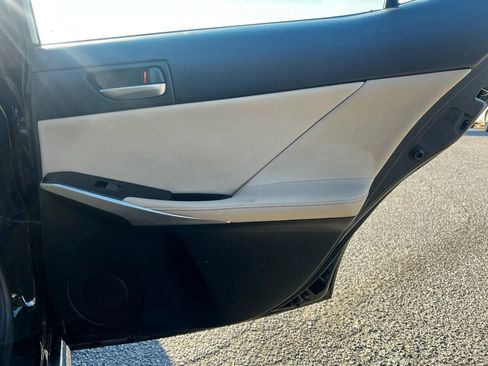 Used 2017 Lexus IS 200t F Sport image 16