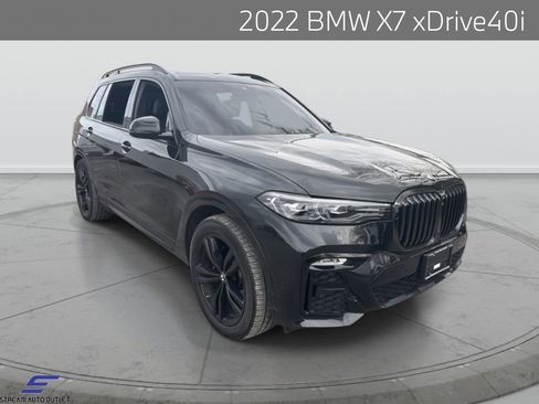 Used 2022 BMW X7 xDrive40i w/ M Sport Package image 1